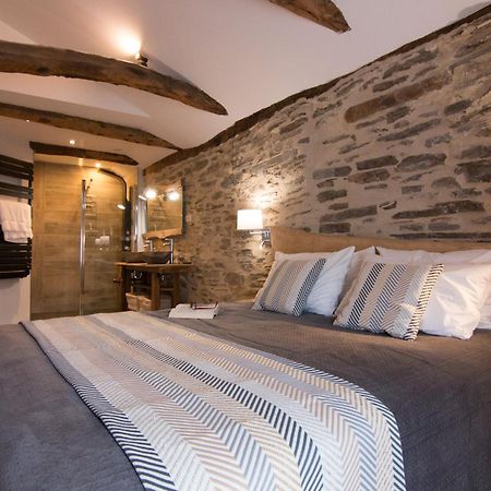 Gites Des Esperelles Saint-Privat-de-Vallongue Rom bilde